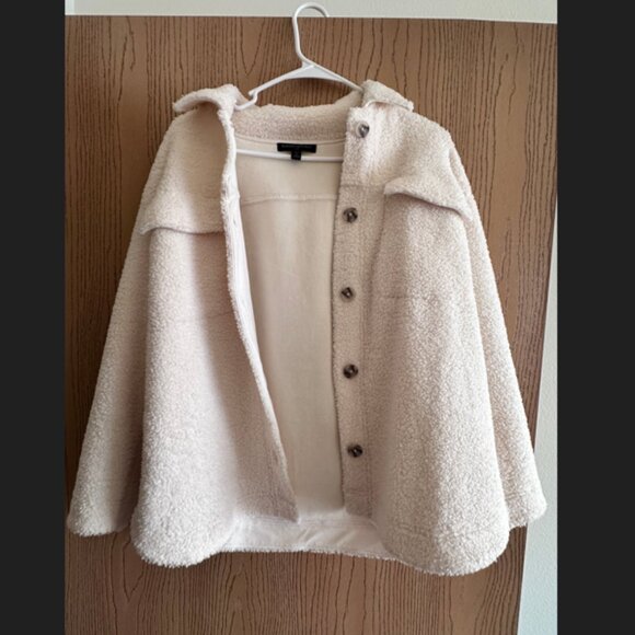 Banana Republic Woman's Sherpa Jacket Small White - Picture 2 of 4